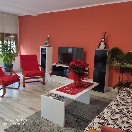 Apartamento Confort I La Seu d'Urgell Exteriör bild