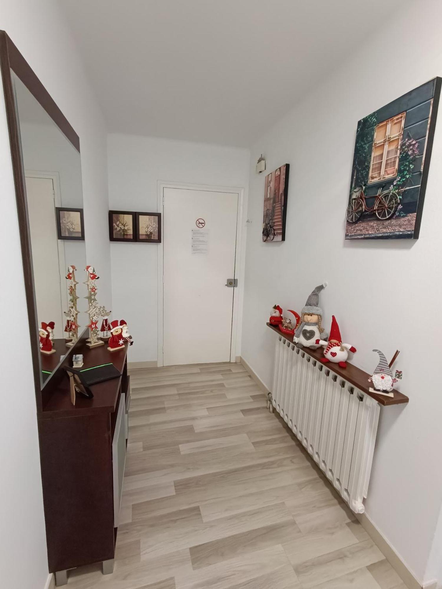 Apartamento Confort I La Seu d'Urgell Exteriör bild