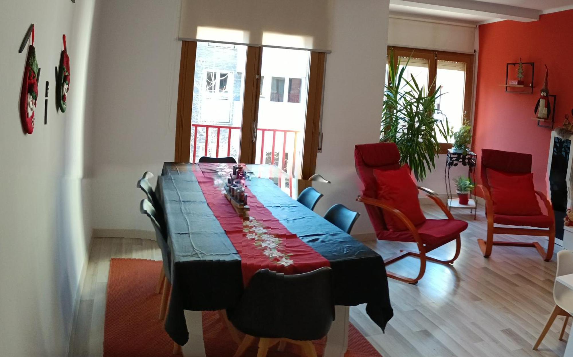 Apartamento Confort I La Seu d'Urgell Exteriör bild