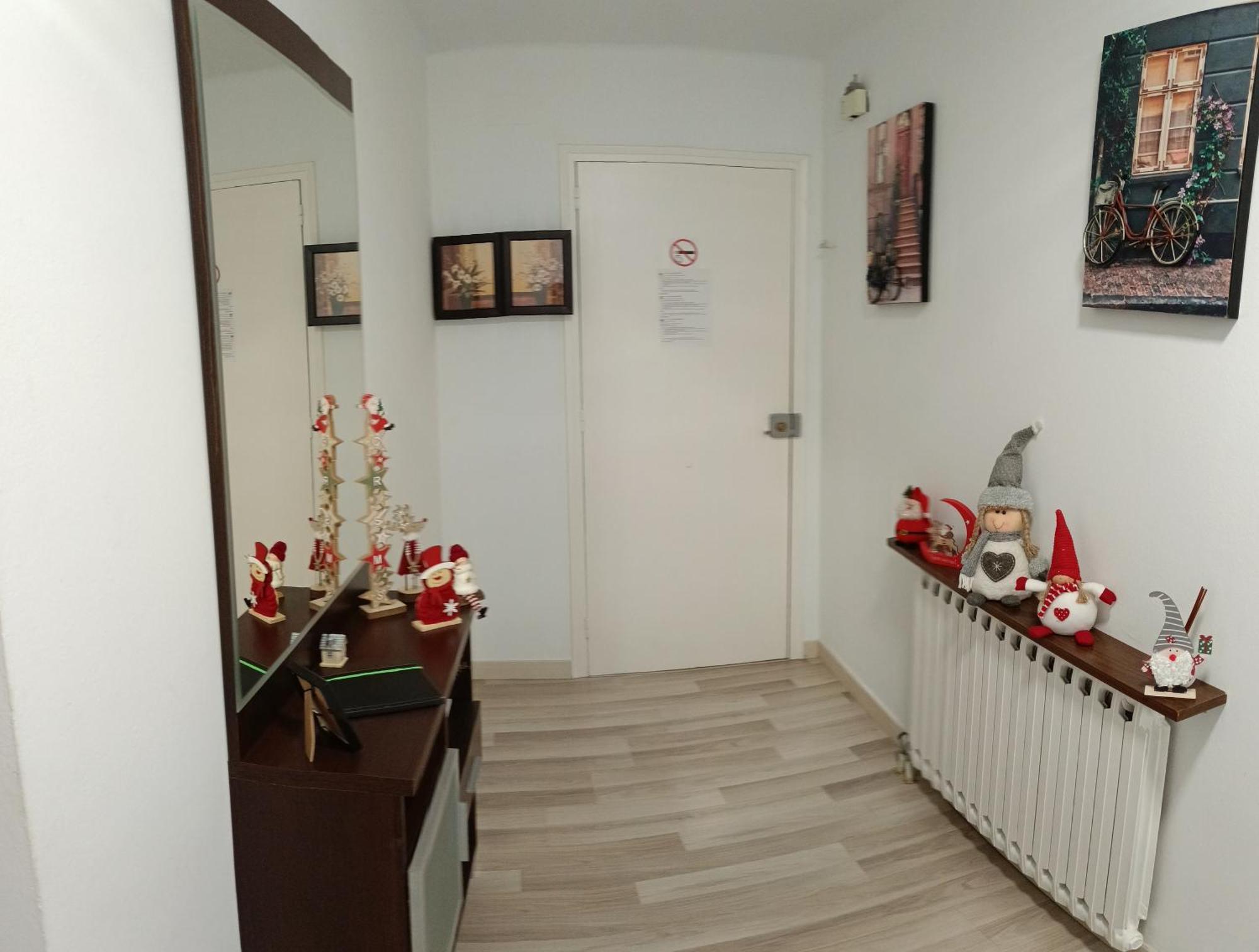 Apartamento Confort I La Seu d'Urgell Exteriör bild