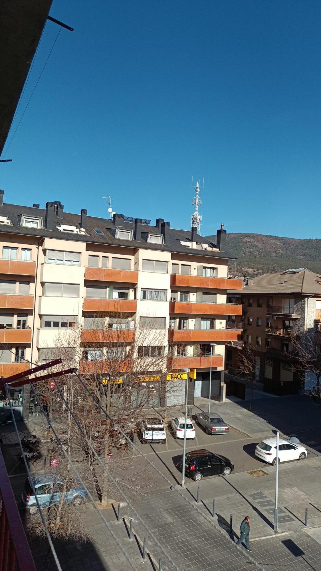 Apartamento Confort I La Seu d'Urgell Exteriör bild