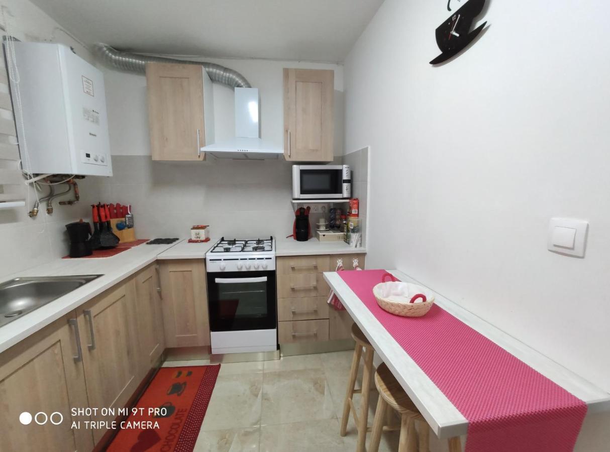 Apartamento Confort I La Seu d'Urgell Exteriör bild
